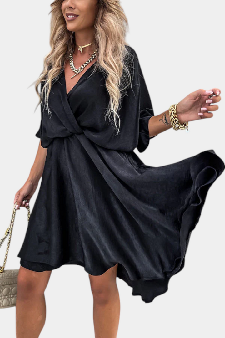 Alexandra Timeless Dress with Elegant Silhouette and Flattering Fit