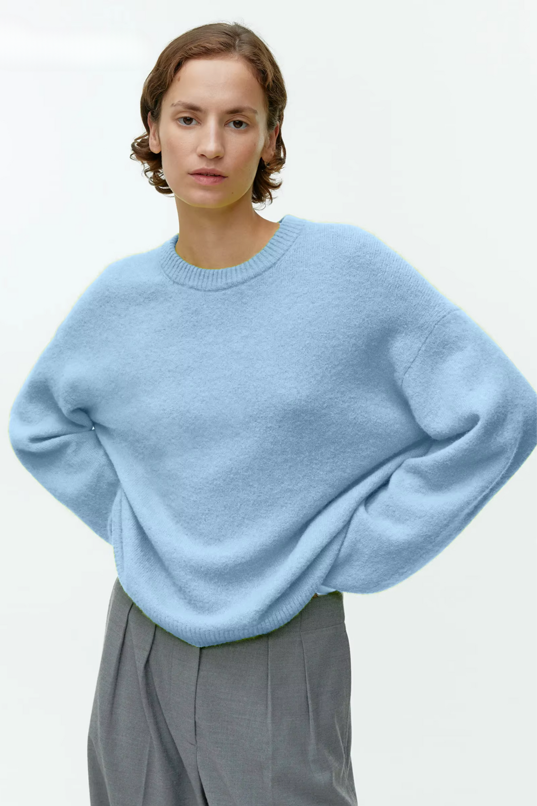 Matilda Relaxed Sweater in Acrylic and Viscose Blend