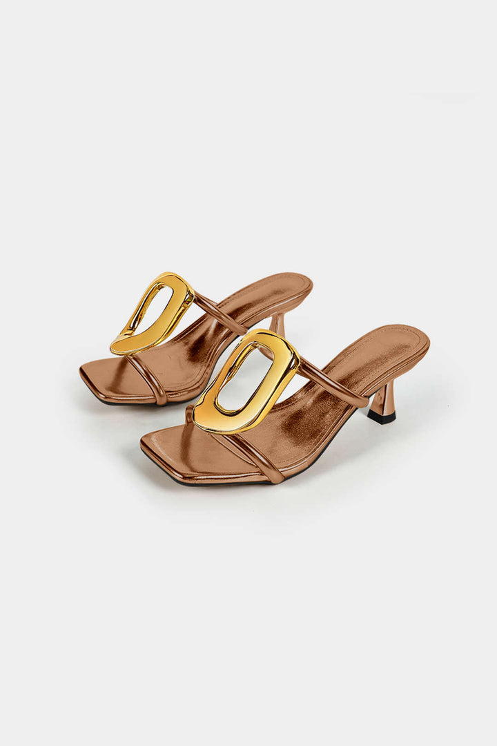 Square-Ended Metal Claws