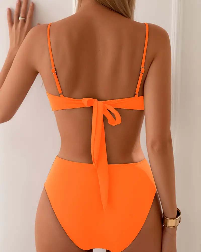 Laluna® | Chic & Stylish Two-Piece Bikini