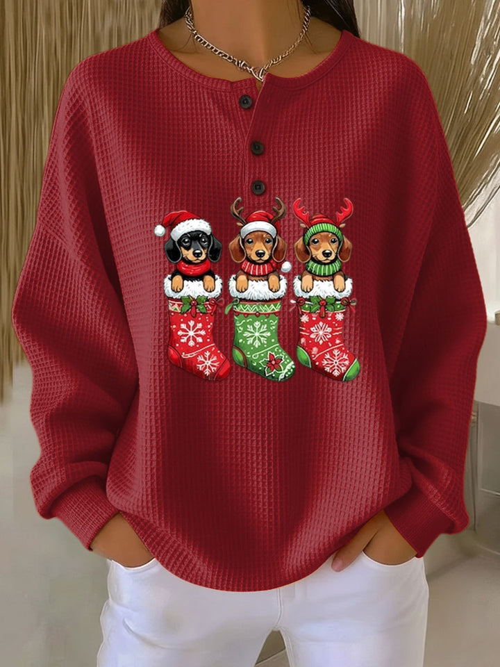 Grethe | Retro Christmas Sweater Featuring Dog Design