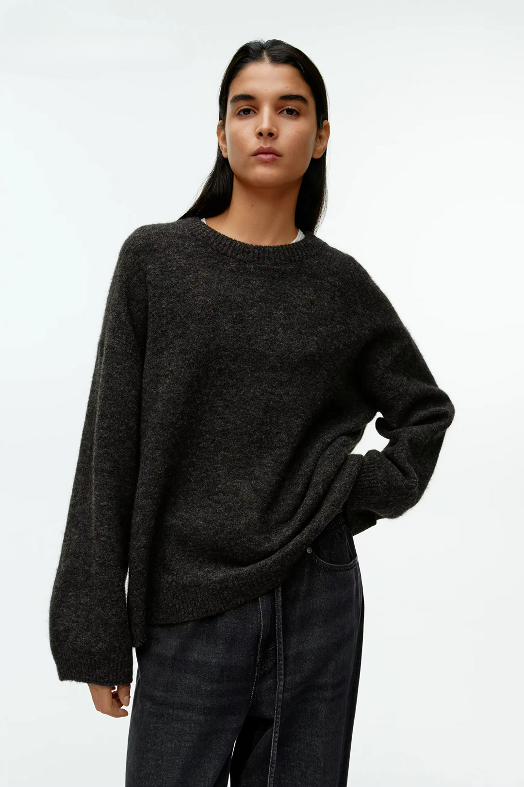 Matilda Relaxed Sweater in Acrylic and Viscose Blend