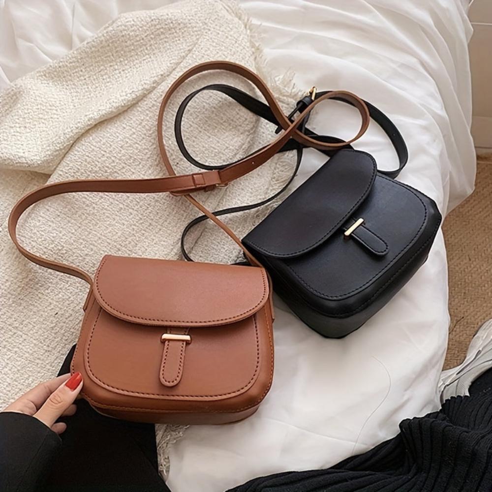 Amelia Vintage-Inspired Saddle Crossbody Bag