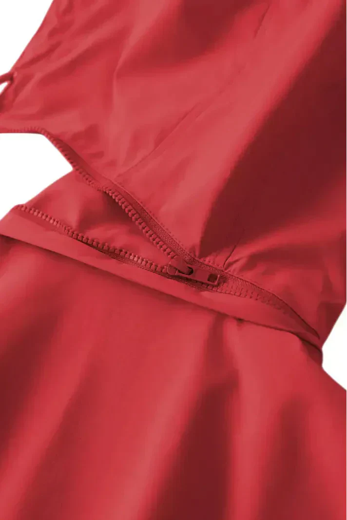 Doemi Fitted Silhouette Long Sleeve Raincoat