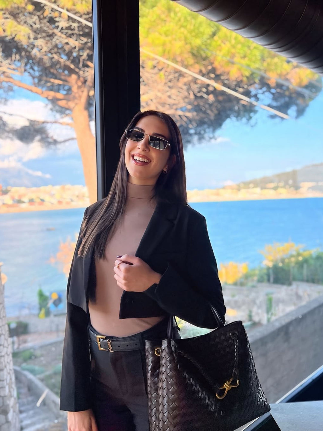 Vivienne | Classic Oversized Woven Tote