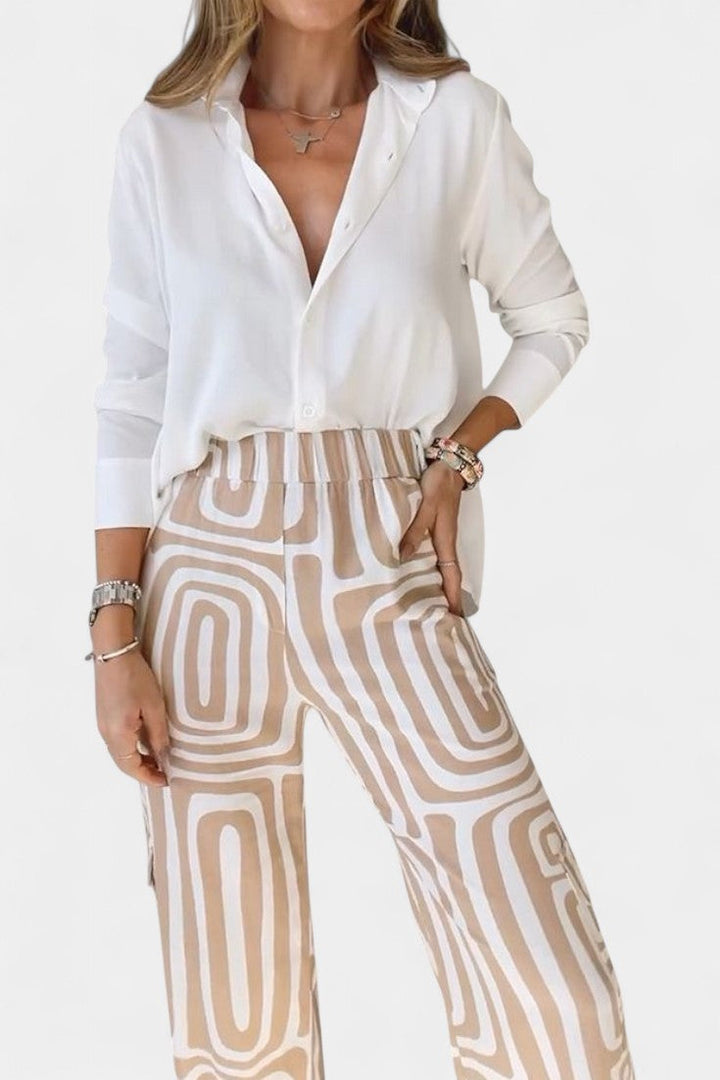 Calla Lightweight Two-Piece Set with Tailored Collar