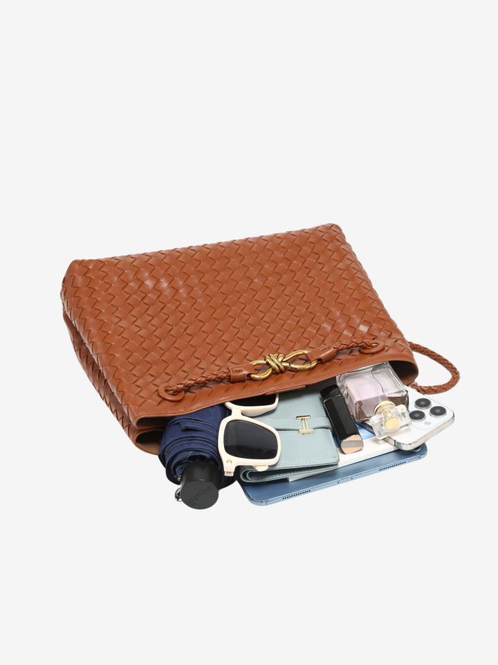 Vivienne | Classic Oversized Woven Tote