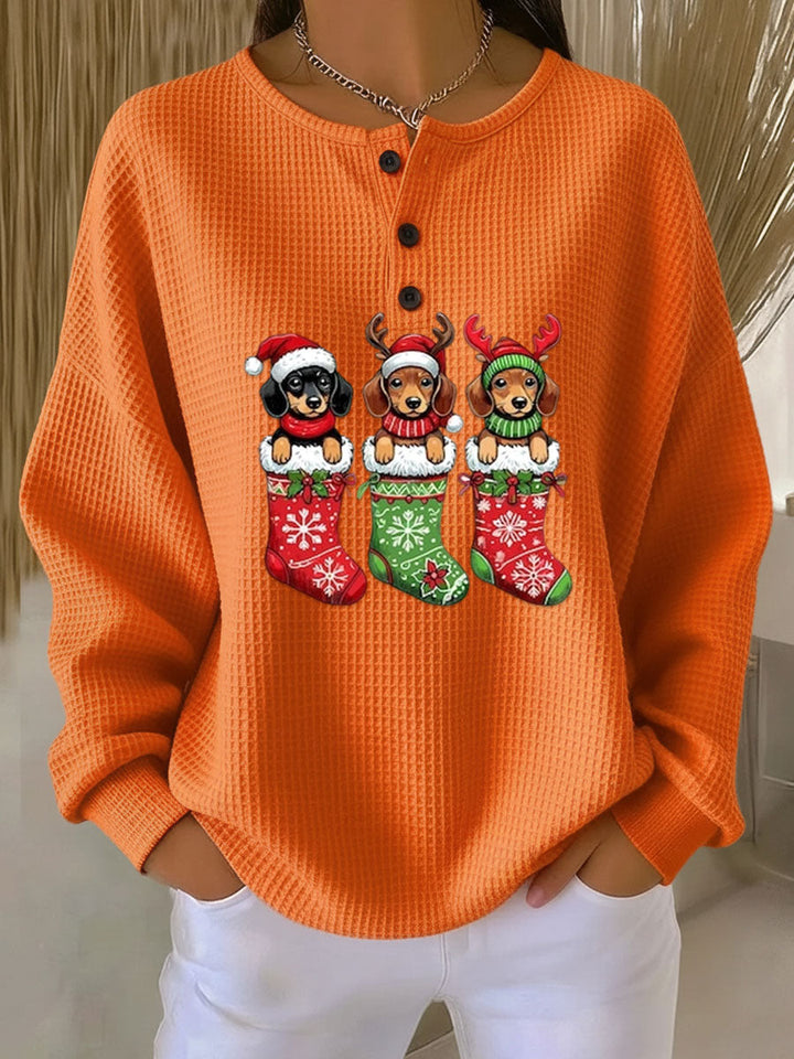 Grethe | Retro Christmas Sweater Featuring Dog Design