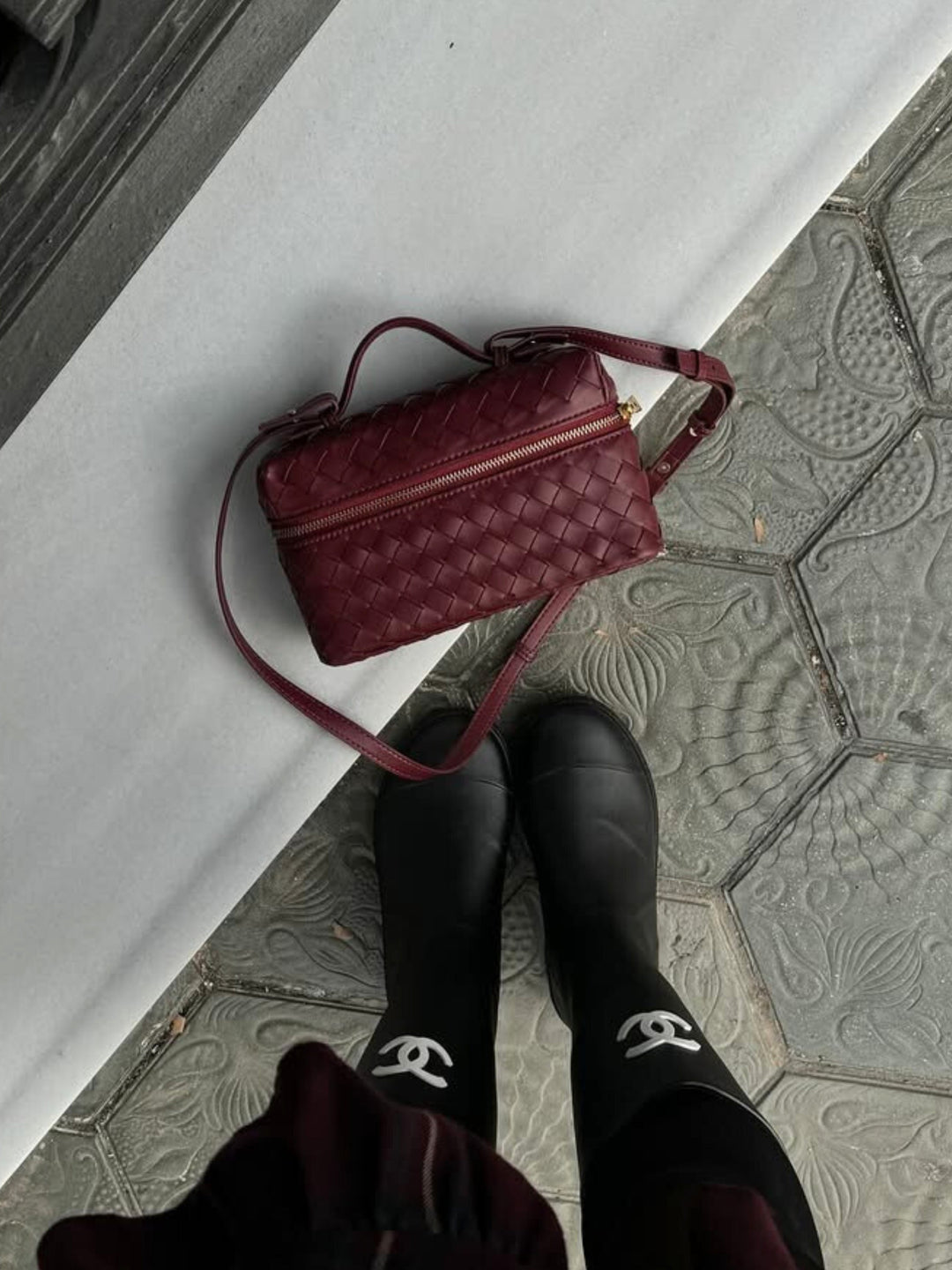 Juliette | Chic Woven Handbag with Elegant Structure