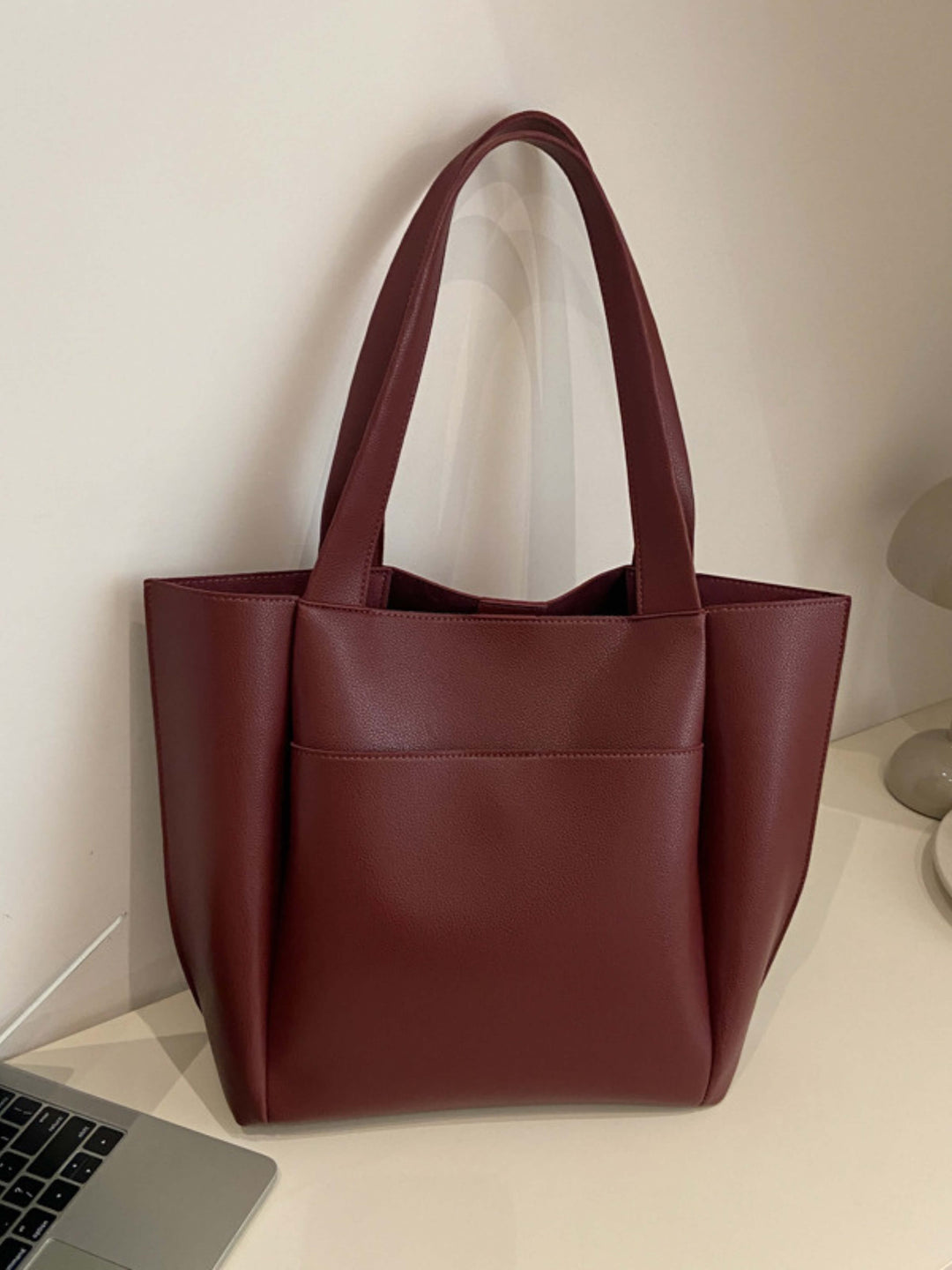 Clara | Timeless Structured Shoulder Bag for Daily Essentials