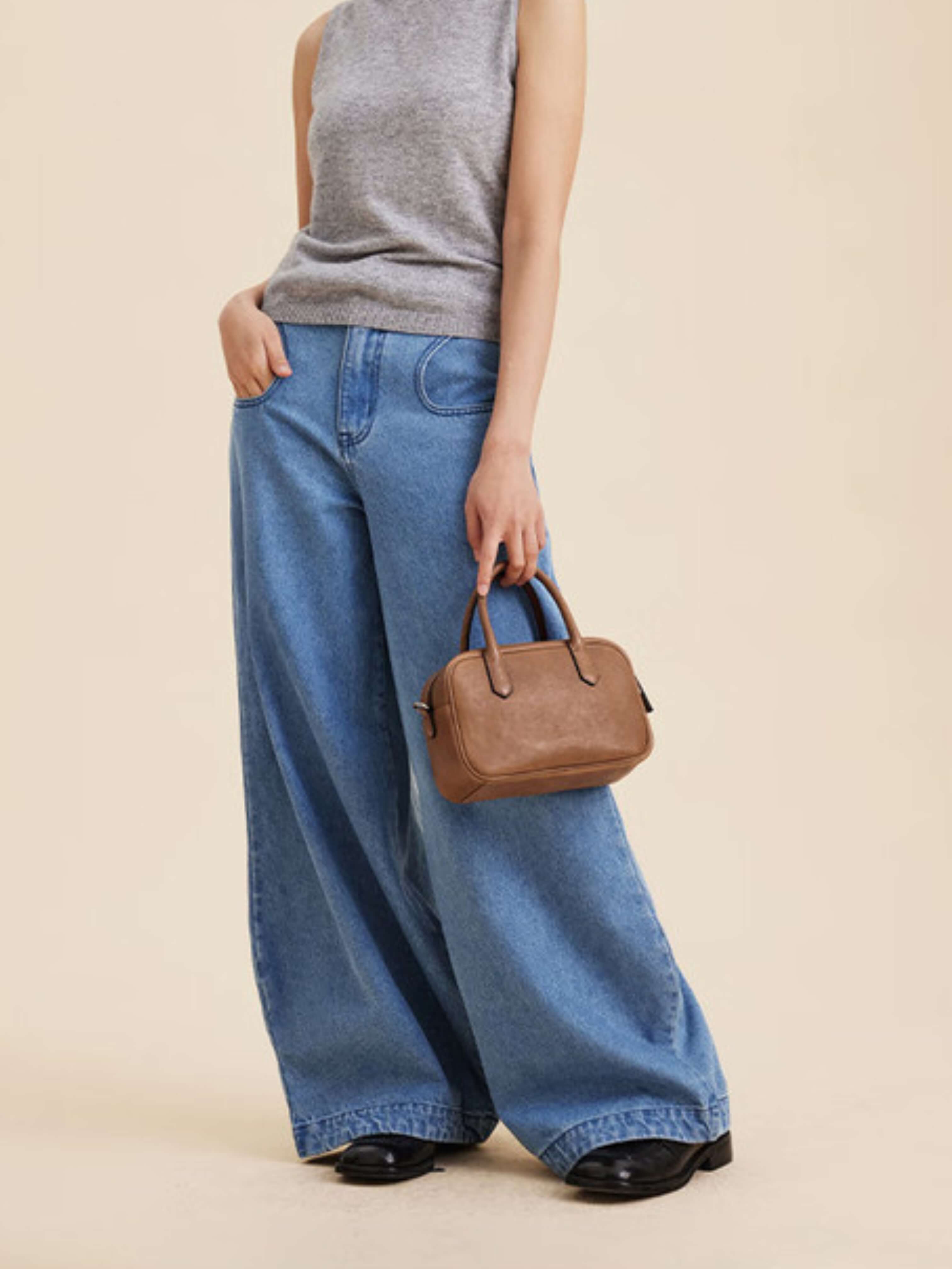 Eliza | Chic Square Handbag with Zipper Closure