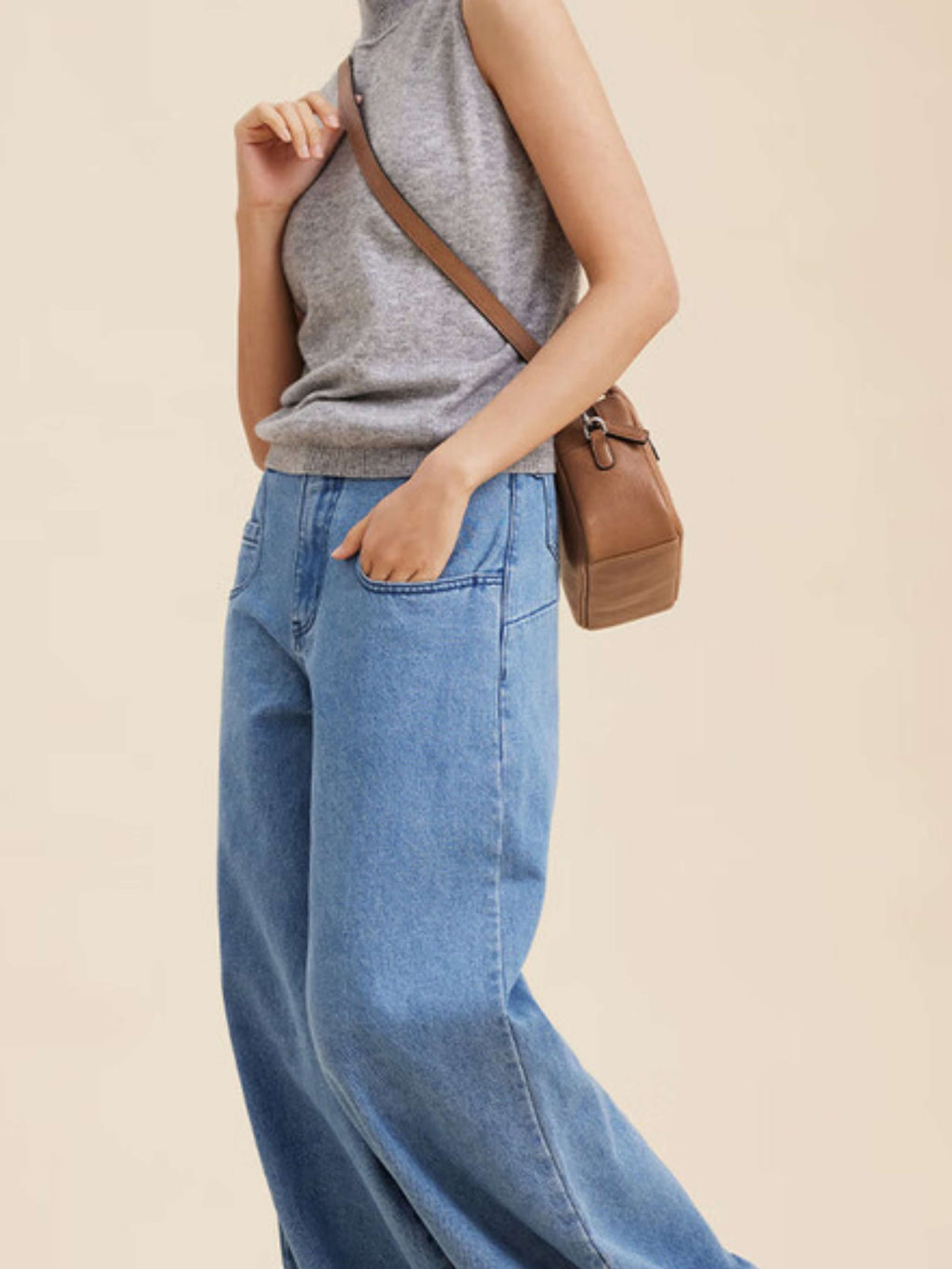 Eliza | Chic Square Handbag with Zipper Closure