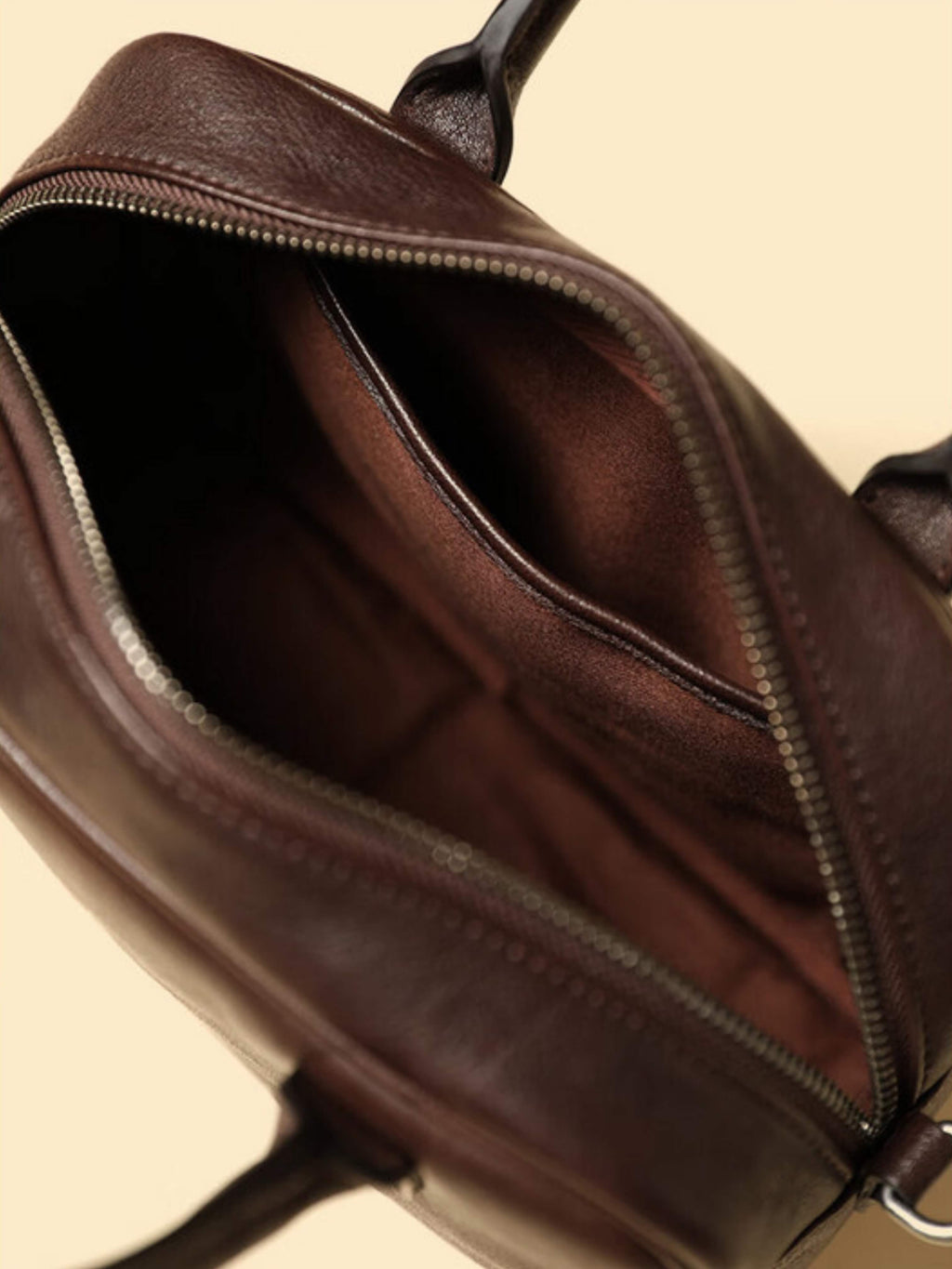 Eliza | Chic Square Handbag with Zipper Closure