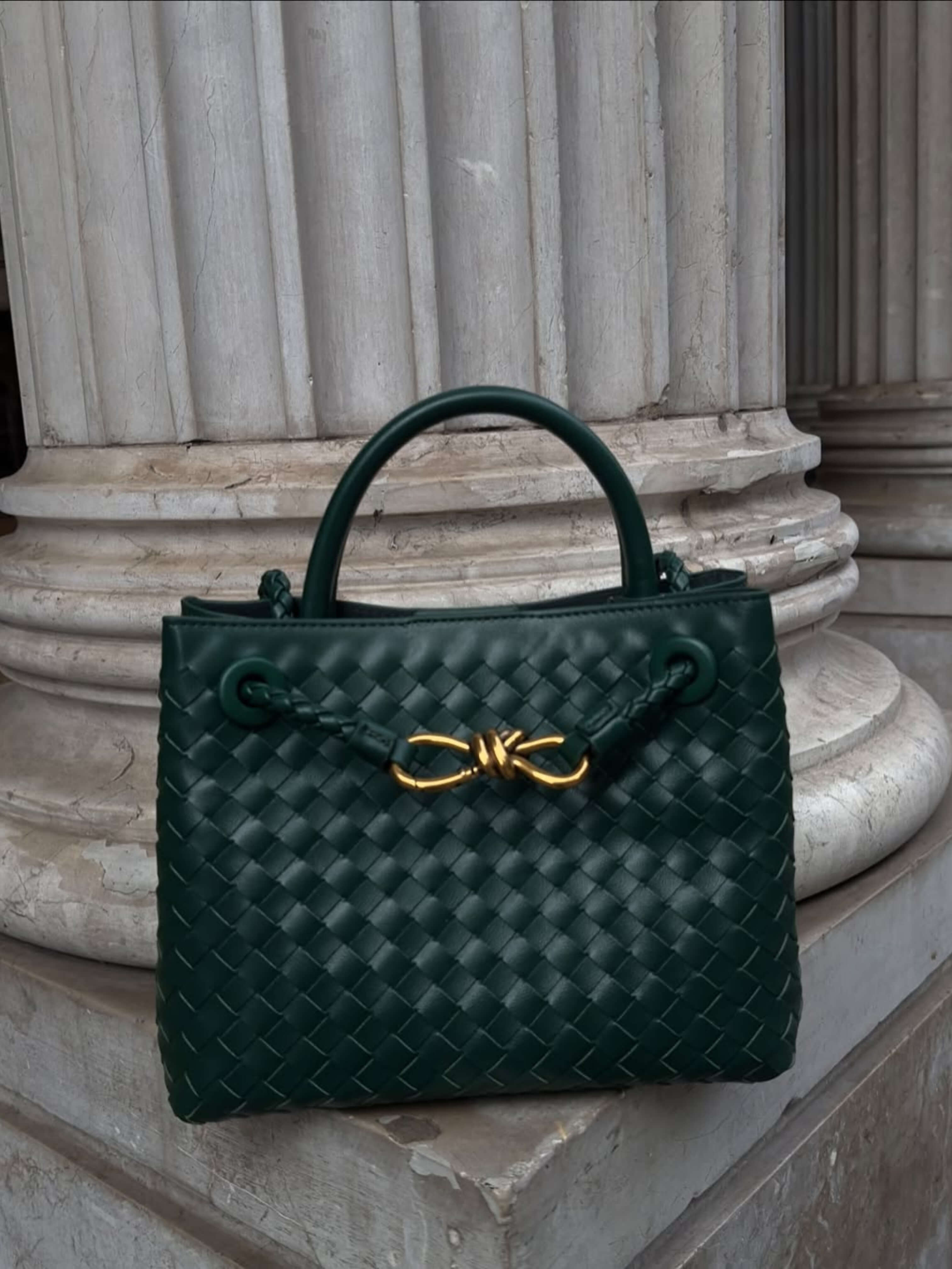 Eloise | Textured Compact Woven Handbag