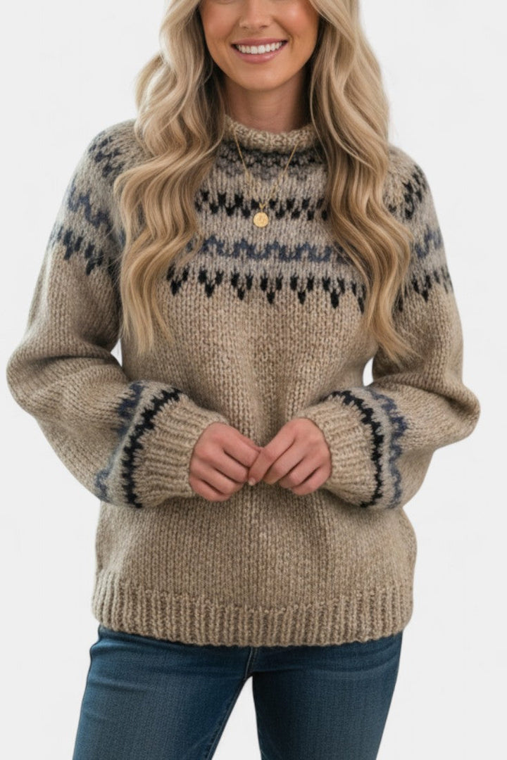 Némésia Chunky Knit Sweater Featuring Jacquard Designs