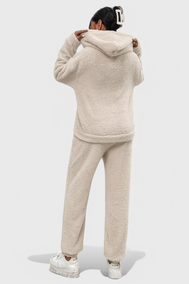 Cozy Billie Two-Piece Set in Luxurious Teddy Fabric