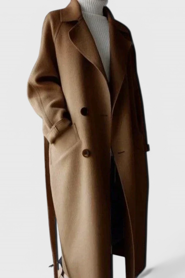 Clara Tailored Wool Coat with Elegant Silhouette