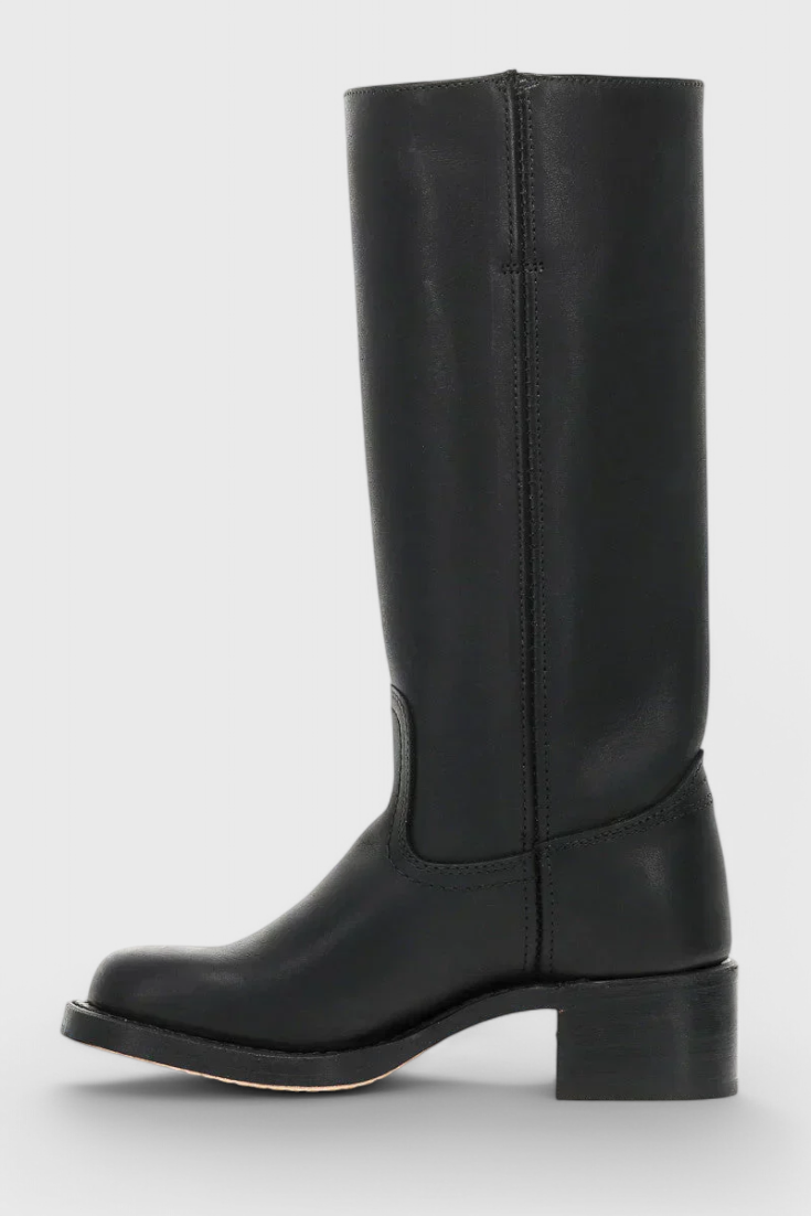 Timeless Style Insulated Leather Boots by Grace