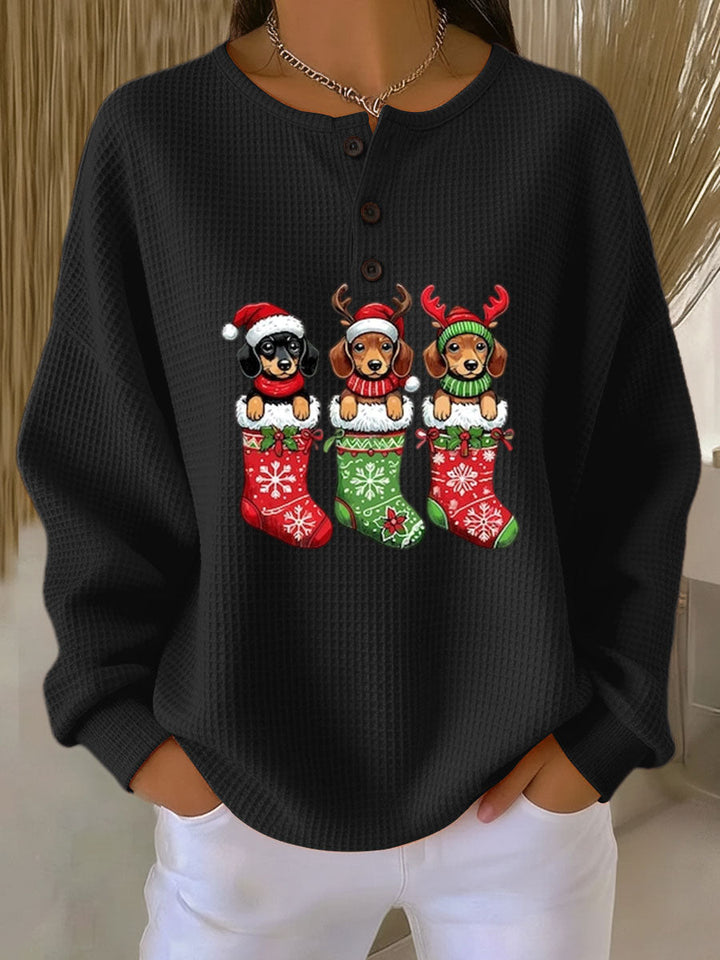 Grethe | Retro Christmas Sweater Featuring Dog Design