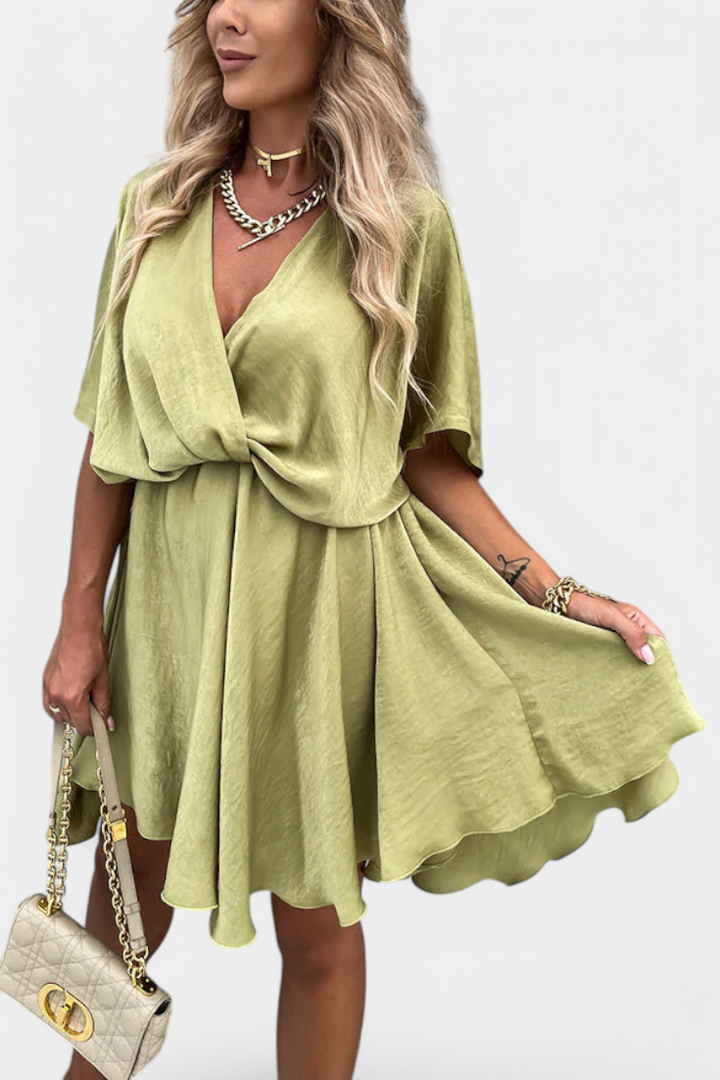 Alexandra Timeless Dress with Elegant Silhouette and Flattering Fit