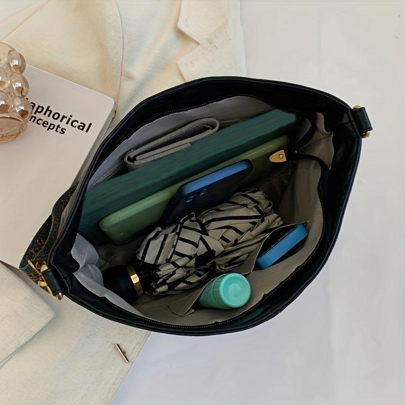 Vera - Petnešų Rankinė" can be rewritten as "Vera - Shoulder Bag.