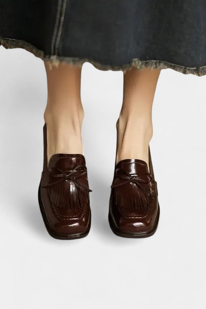 Elegant Block Heel Mary Jane Shoes with Fringe Detail