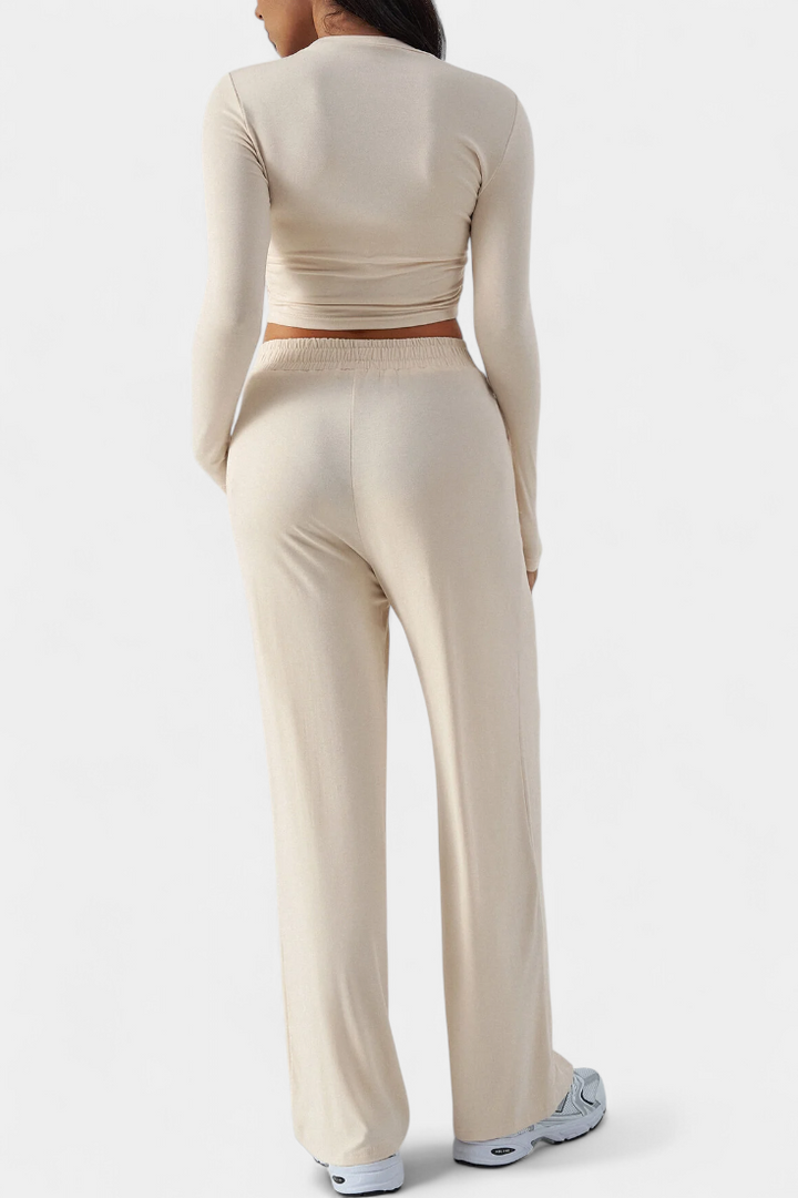 Celaen Elastic-Fit Viscose Yoga Set with Round Neck