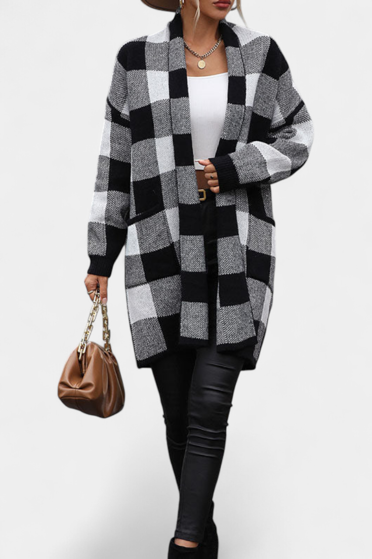 Stylish Plaid Lovella Cardigan with Pockets for a Casual Look