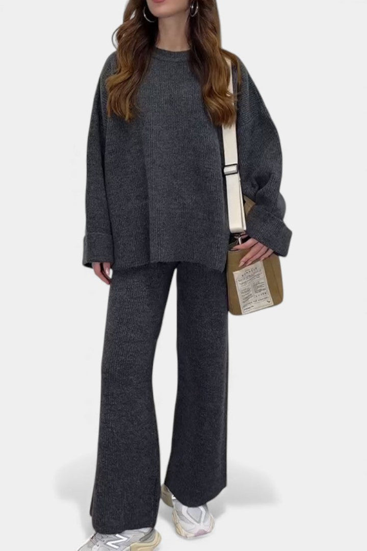 Quirina Relaxed Outfit with Round Neck Top and Flowing Pants