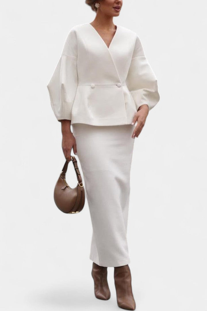 Aliénor Chic Tailored Ensemble with V-Neck and Puff Sleeves