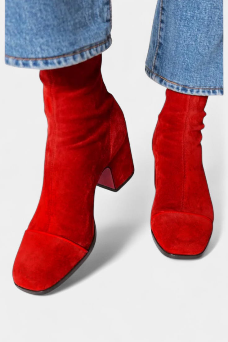 Erica Contemporary Heeled Boots with Classic Design