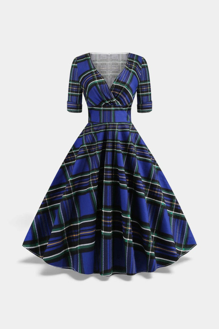 Véra Plaid Print Midi Flared Dress with Elegant V-Neck