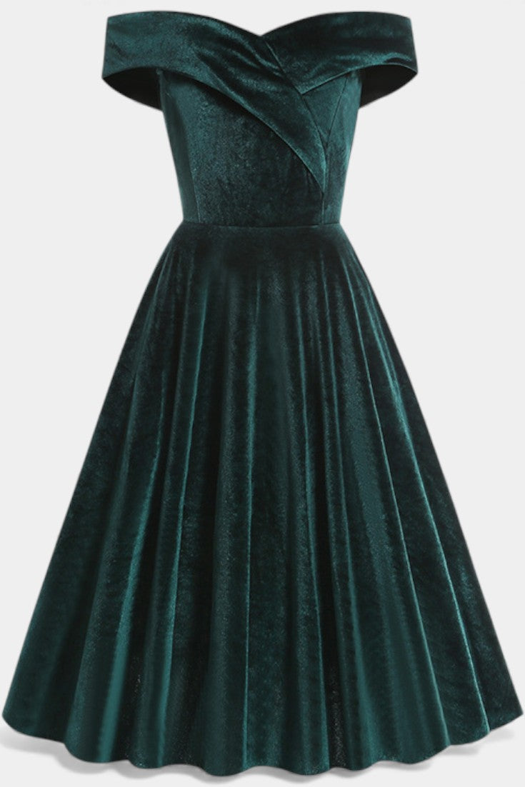 Maé Retro Velvet Off-Shoulder Gown