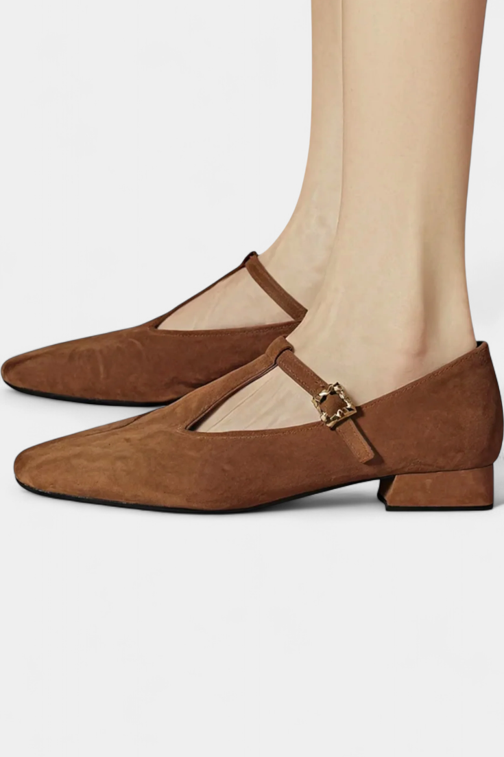 Elly Timeless Low Heels with Adjustable Buckle Strap