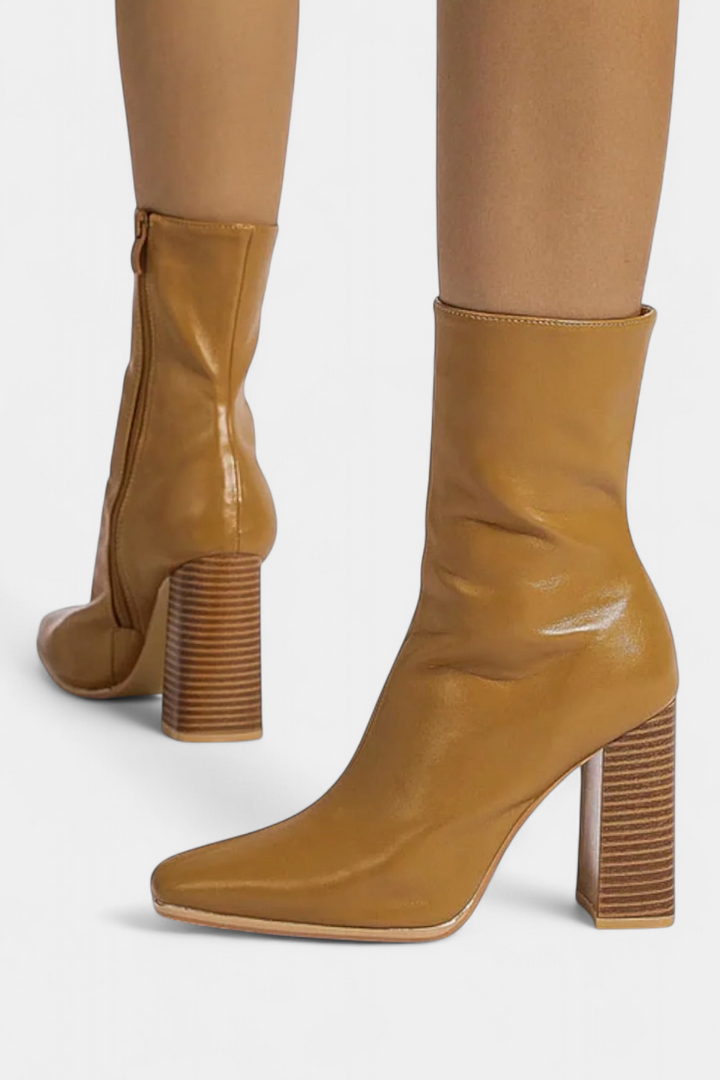 Linde Contemporary Mid-Calf Boots with a Spacious Fit