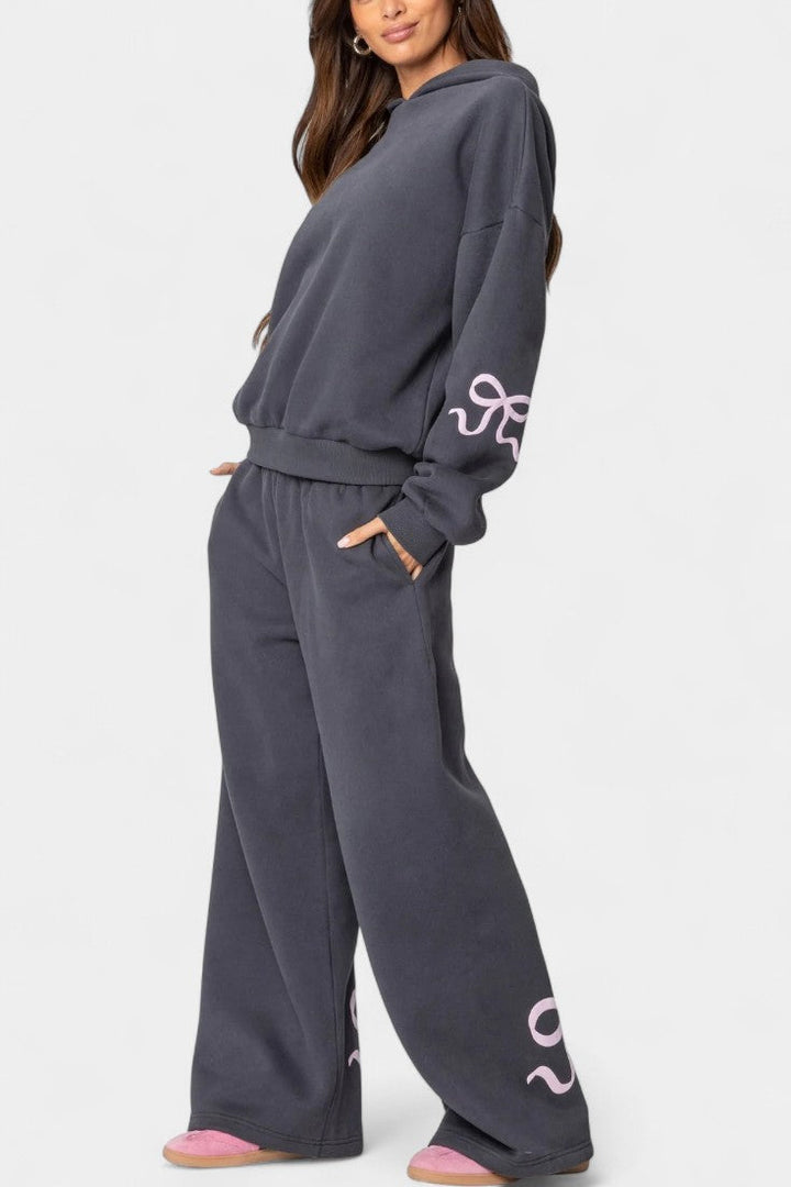 Caleta Relaxed Hoodie Ensemble with Flowing Pants