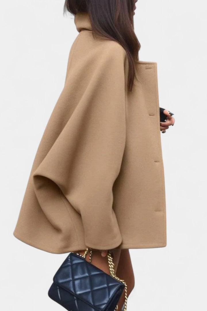 Ambreline Wool Coat with Notched Collar and Mid-Length Batwing Sleeves