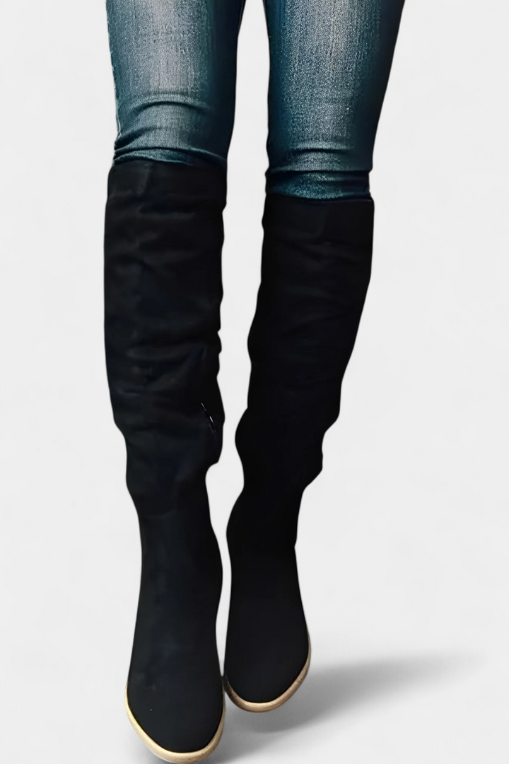 Calliope Chunky Heeled Round Toe Boots