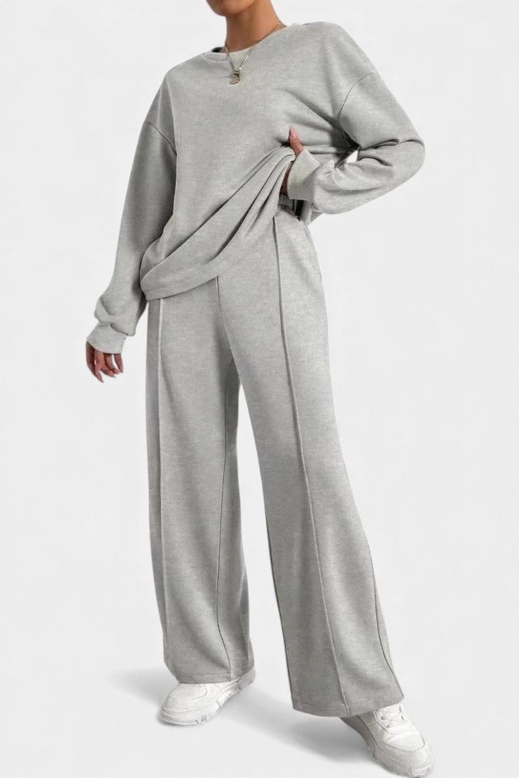 Tiara Lounge Set: Sweatshirt & High-Waisted Trousers