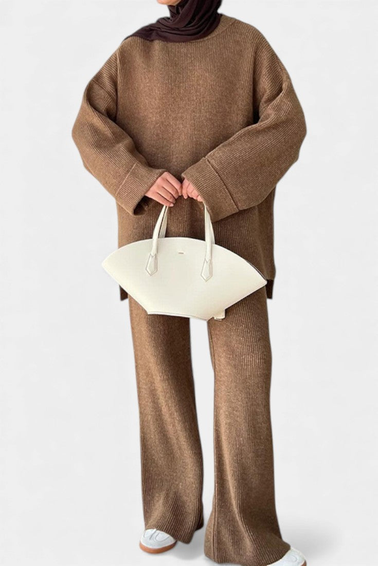 Quirina Relaxed Outfit with Round Neck Top and Flowing Pants