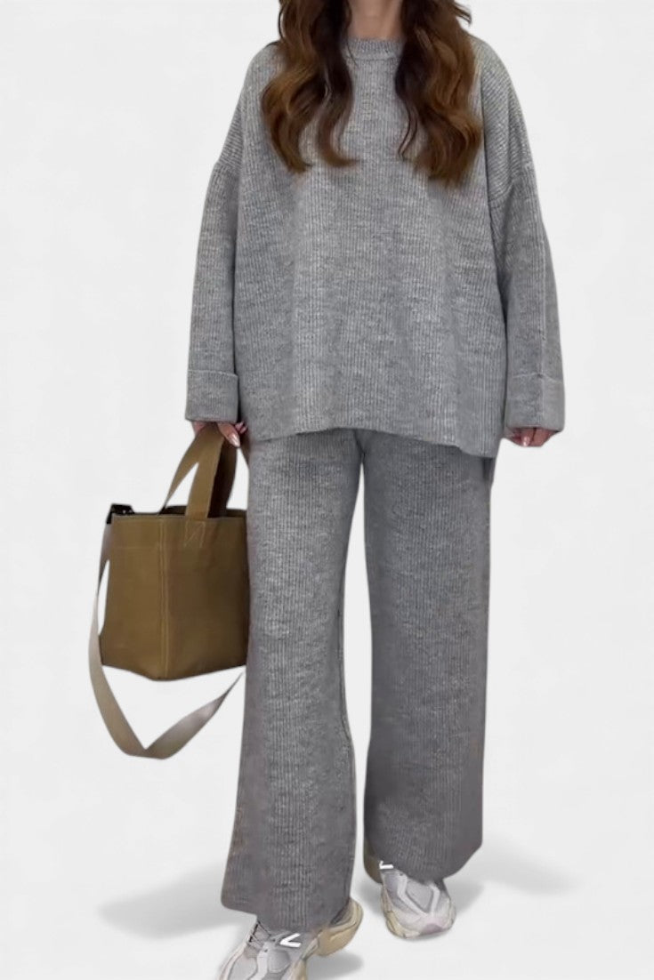 Quirina Relaxed Outfit with Round Neck Top and Flowing Pants