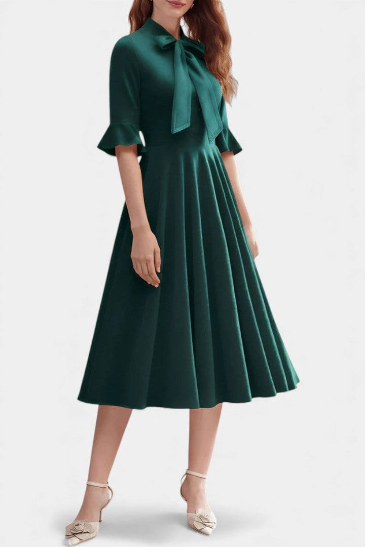 Domitille Vintage Midi Velvet Dress Featuring Ruffled Sleeves and a Chic Bow