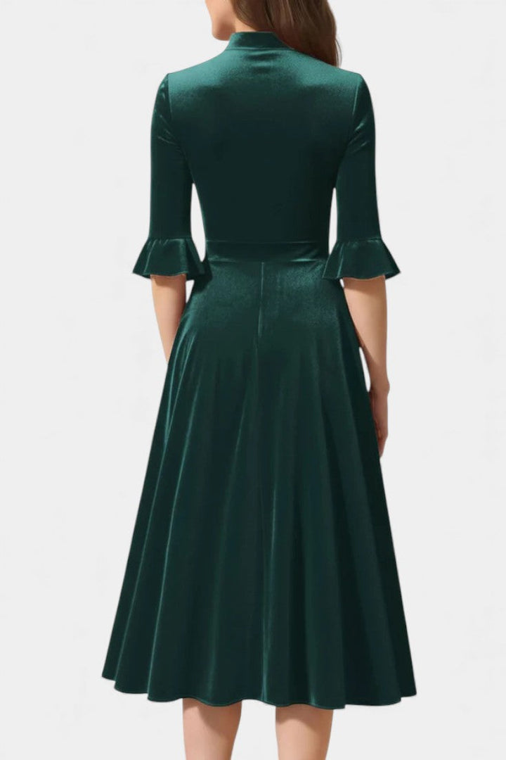 Domitille Vintage Midi Velvet Dress Featuring Ruffled Sleeves and a Chic Bow
