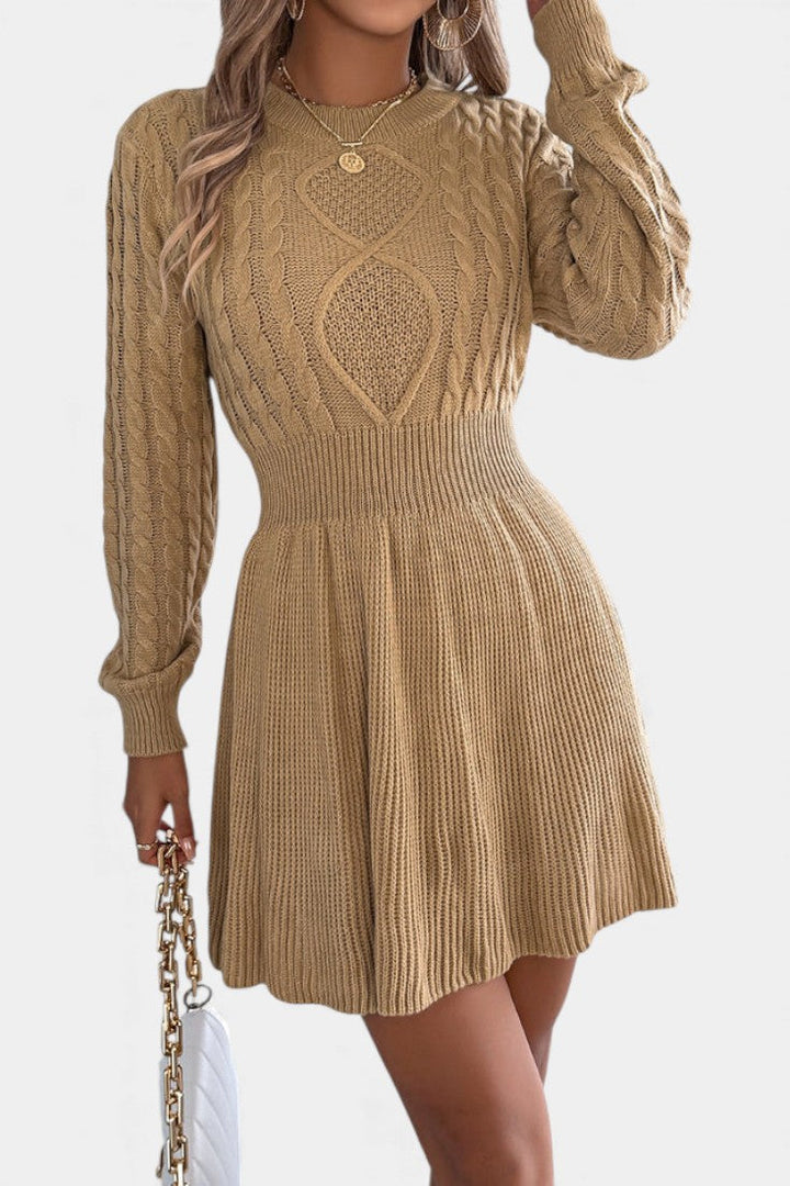 Césarine Mini Sweater Dress in Twisted Knit with Round Neck