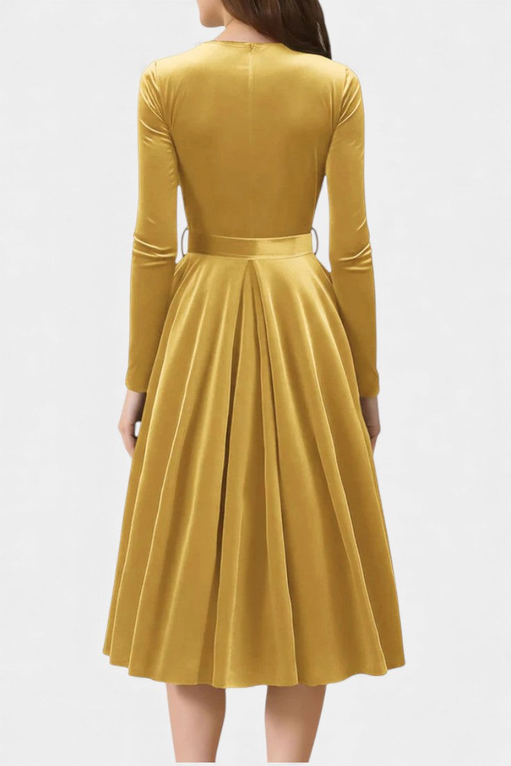 Almena V-Neck Midi Velvet Dress - Elegant and Perfect for Festive Occasions