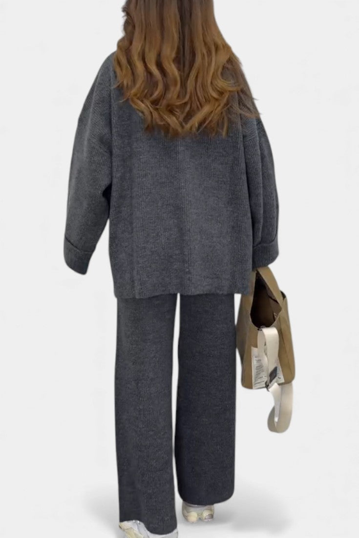 Quirina Relaxed Outfit with Round Neck Top and Flowing Pants