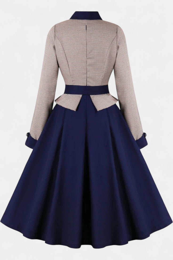 Vintage-Inspired Pink Flared Dress with Houndstooth Pattern and Unique Water Drop Accent