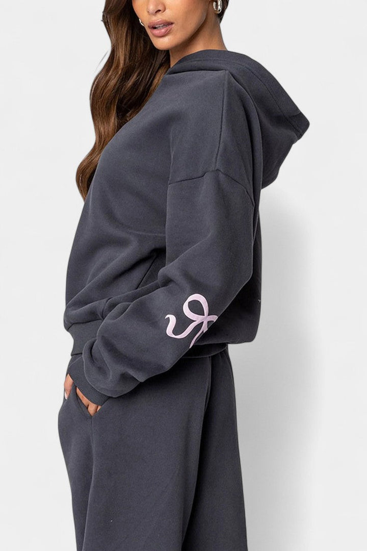 Caleta Relaxed Hoodie Ensemble with Flowing Pants