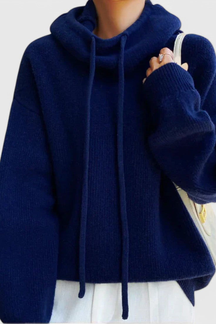 Gloria Classic Wool Sweater with Elegant Design